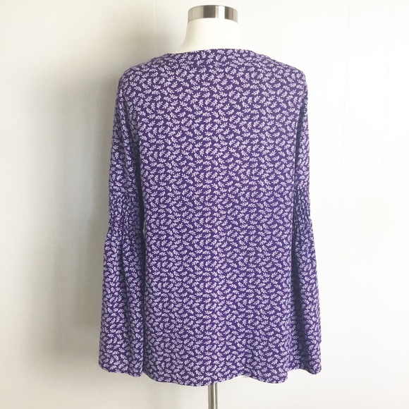 Michael Kors New Bell Shirt Size S Floral Purple - Picture 3 of 5